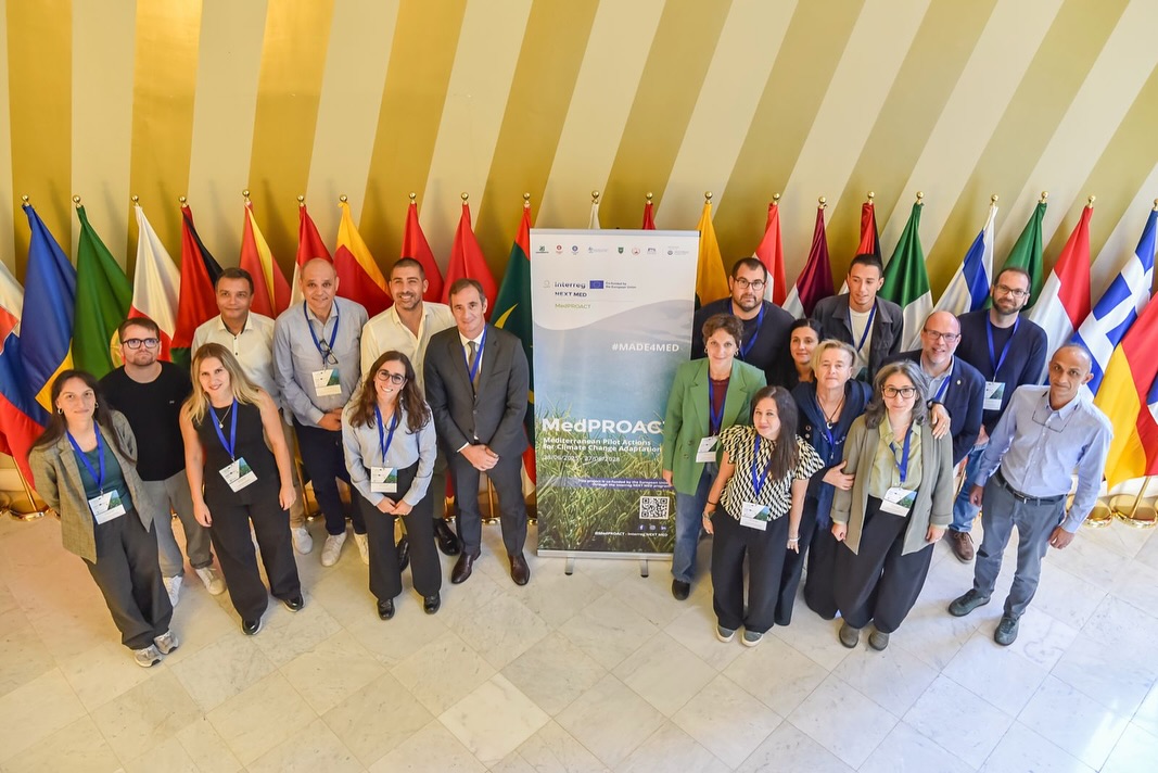 تعزيز قدرة المجتمعات الساحلية على مواجهة تغيّر المناخ: انطلاق مشروع MedPROACT في مقر الاتحاد من أجل المتوسط
